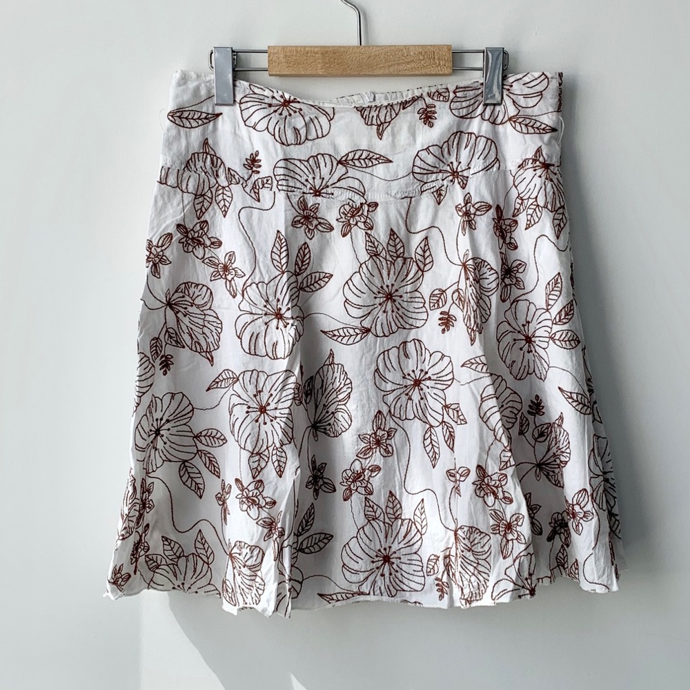 Flowy flowery skirt